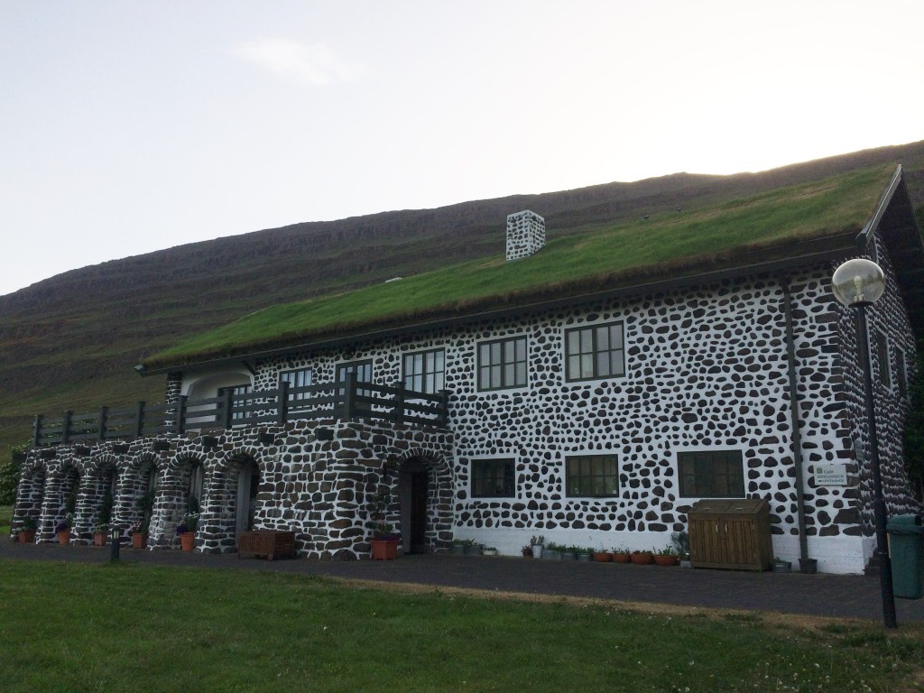 sedum-roof